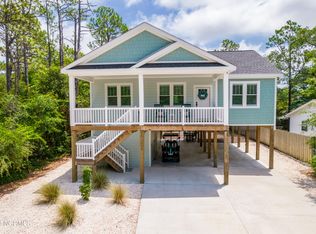 160 NW 6th St, Oak Island, NC 28465