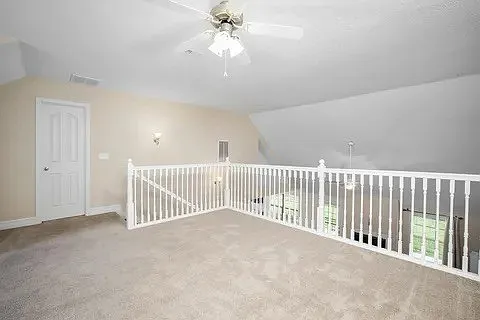 1143 S Elmwood Ave — Photo 23