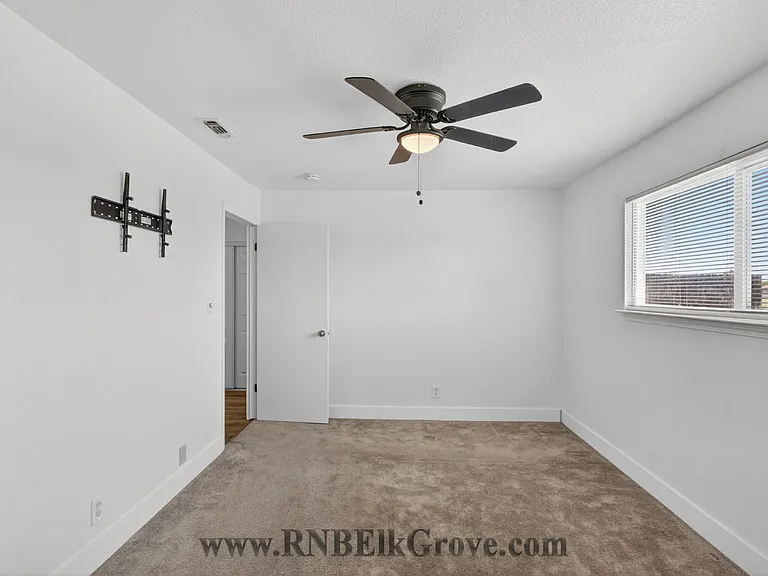 6844 Sandrock Way — Photo 30