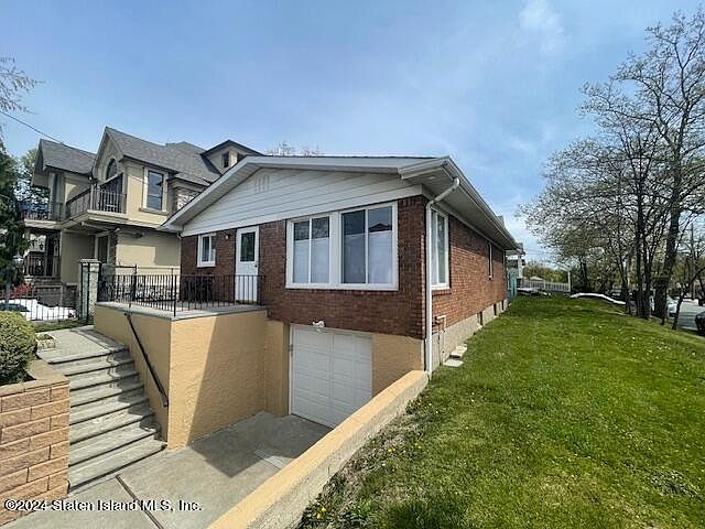 1st image of 91 Parkinson Ave