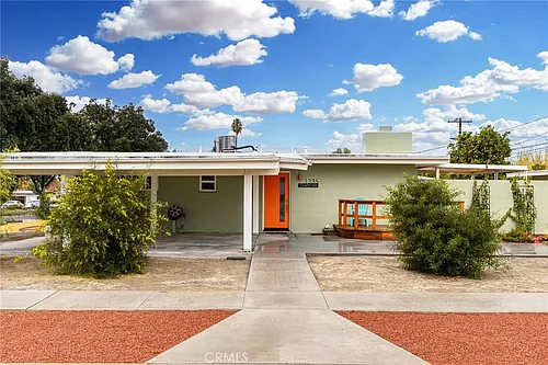 1335 Campus Ave Photo 1