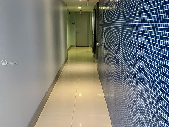 5th image of 720 NE 62nd St APT 508
