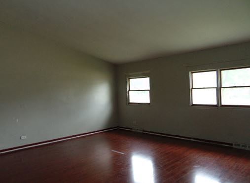 4th image of 405 N Fulton Ave