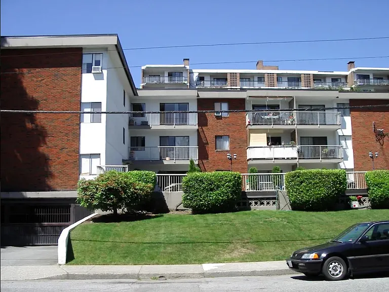 549 Dansey Ave — Photo 20