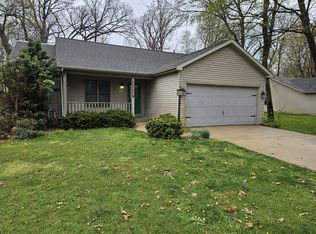 13833 Woods Trl, Granger, IN