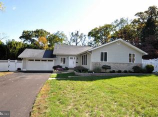 451 Buttonwood Ln, Cinnaminson, NJ 08077