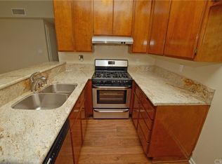 17330 Chatsworth St APT 14, Granada Hills, CA 91344