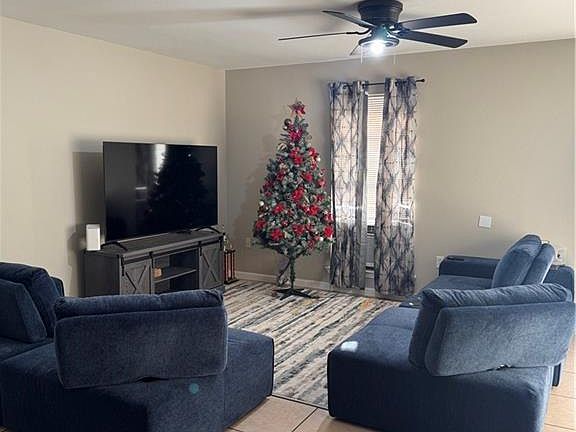2nd image of 3923-25 Roneagle Way