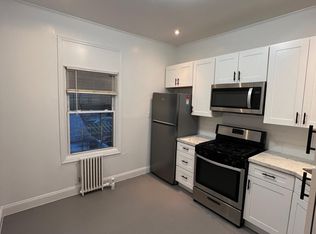 35 East Pl FLOOR 2, Lodi, NJ 07644