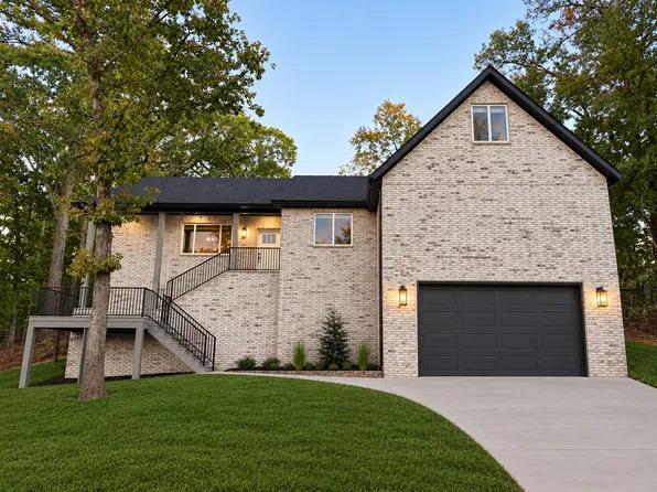 60 Lambeth Dr, Bella Vista, AR 72714