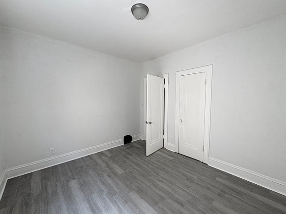 4th image of 3602 E 146th St #1