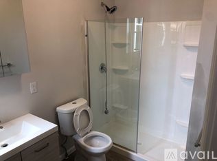 333 Arch St #2R, Camden, NJ 08102