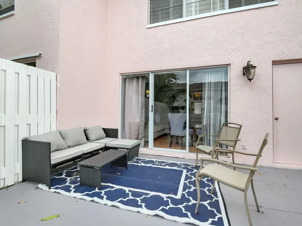 217 Foxtail Drive #D, Greenacres, FL 33415