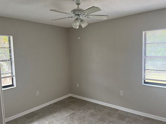 5th image of 1151 Killarney Dr