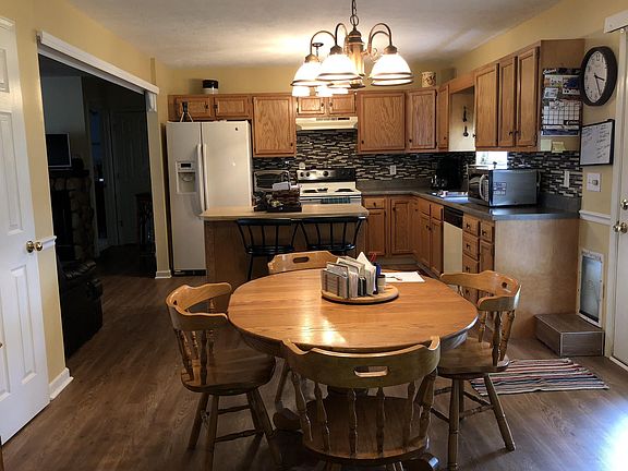 5th image of 108 Dumas Ct