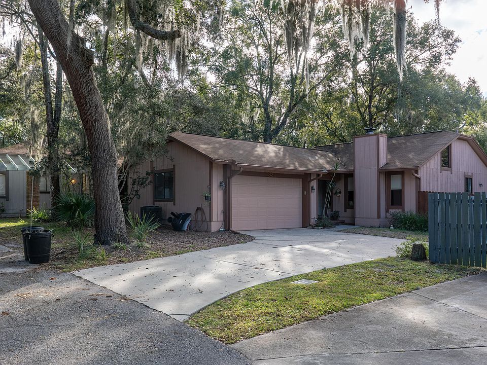 1st image of 32 Baywater Ct
