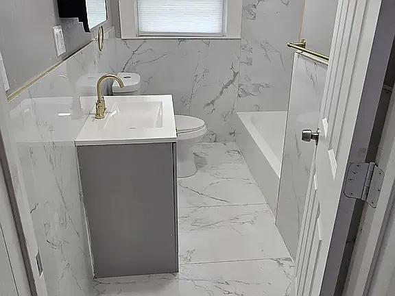 23 Hallock St #B — Photo 2