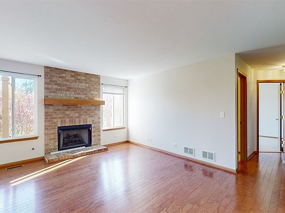 2nd image of 2076 Orchard Ln #0