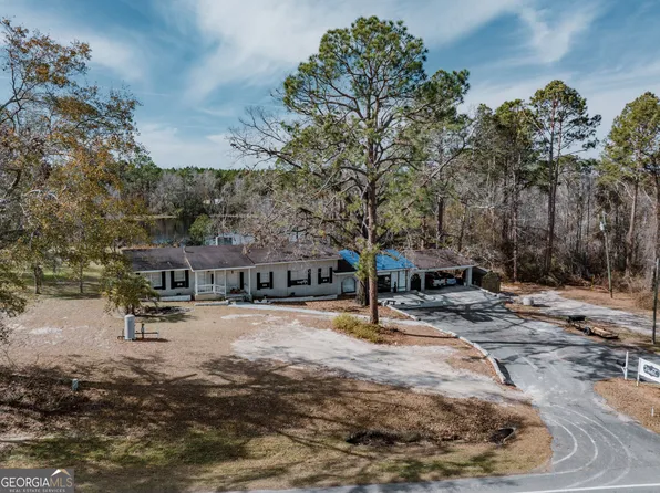 2623 Hatch Pkwy N, Baxley, GA 31513