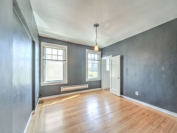 3rd image of 4154 Piedmont Ave APT 5