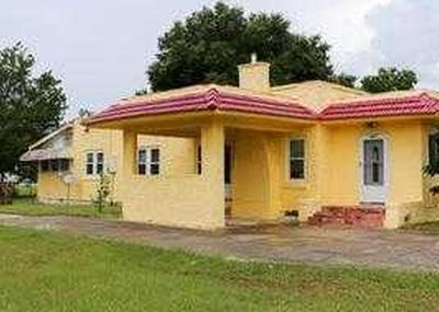 671 N Kentucky Ave, Umatilla, FL, 32784