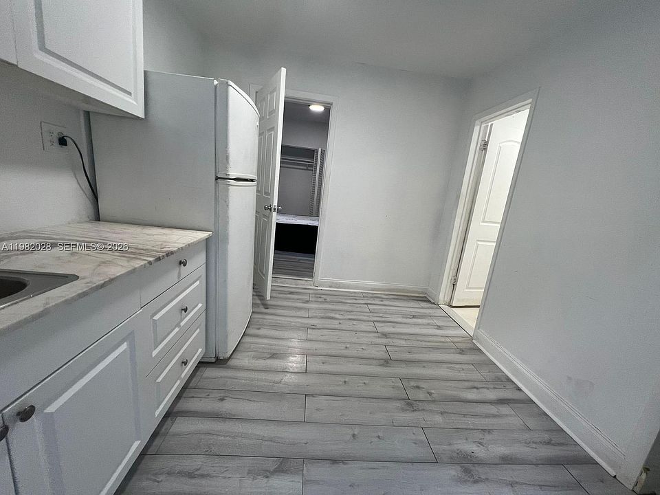 1st image of 1053 NE 149th St