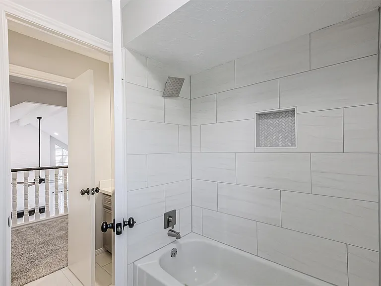 20506 Park Pine Dr — Photo 41