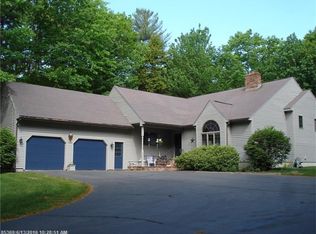 5 Crestwood Dr, Gorham, ME 04038
