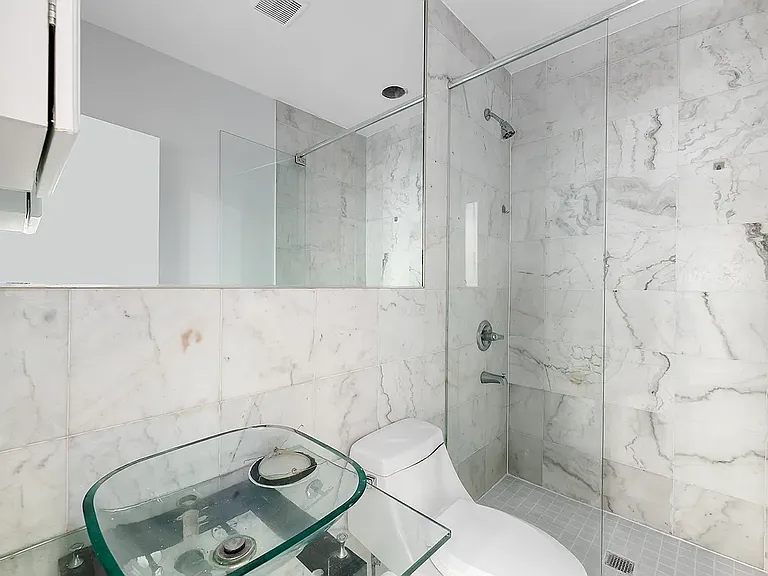 118 Ridge St #5A — Photo 7