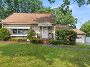 85 Rosemont St, Haverhill, MA 01830