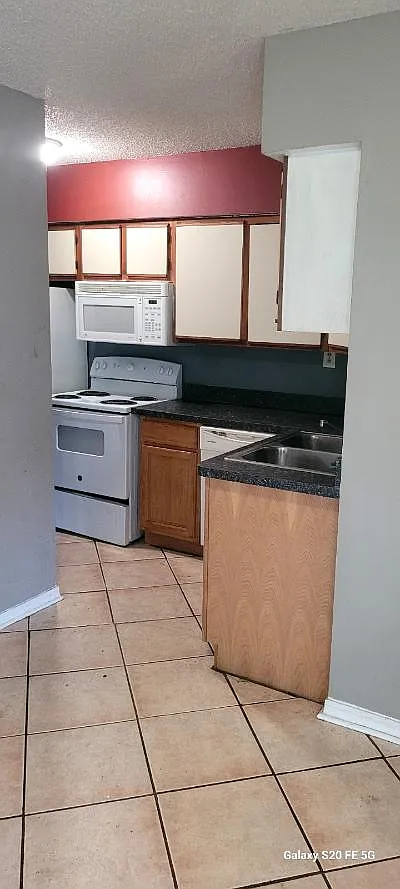 5770 Brannon Ave — Photo 1