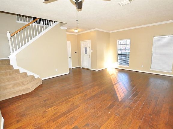 4th image of 3614 Scenic Valley Dr