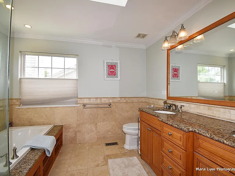 718 Viewpointe Dr — Photo 23