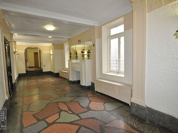2nd image of 4129 46th St APT 4G