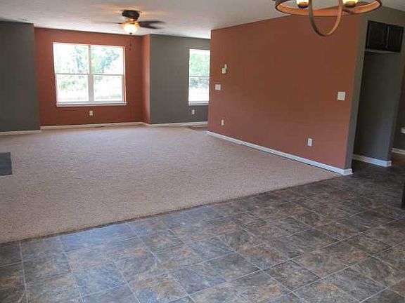 3rd image of 16403 E Tres Beau Ln