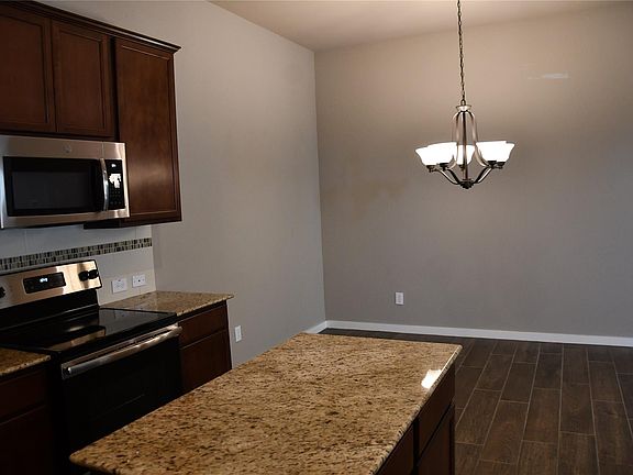 3rd image of 106 Wickersham #B