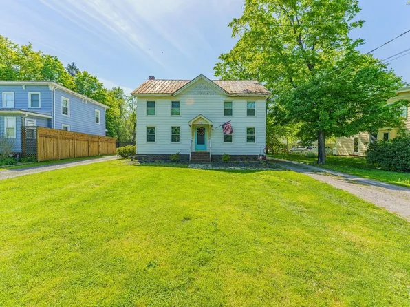 1337 County Route 21, Ghent, NY 12075