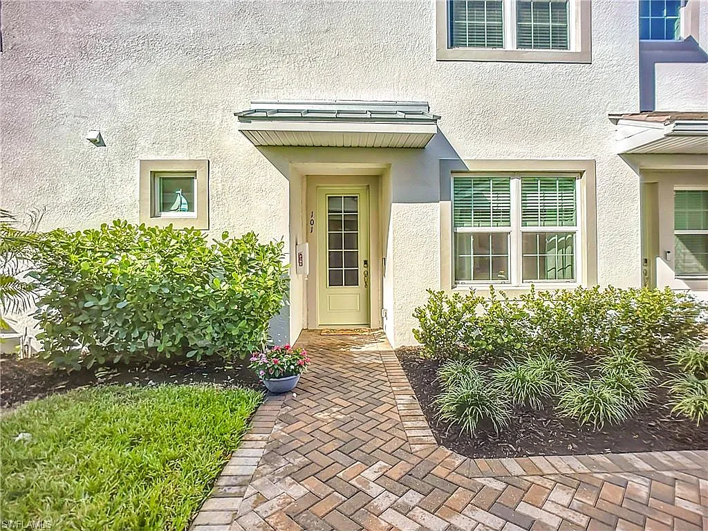2 bed, 2.0 bath, 1406 sqft, $5,550 — Photo 4