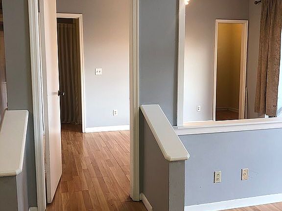 3rd image of 4405 W Fair Oaks Ave APT 14