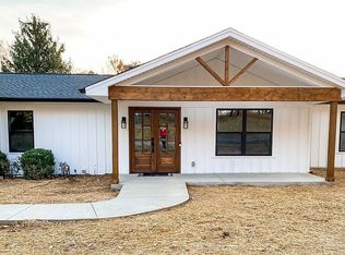 8272 Navilleton Rd, Floyds Knobs, IN 47119