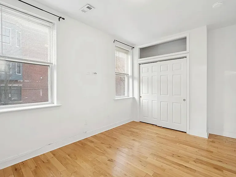 915 S 18th St #2 — Photo 6