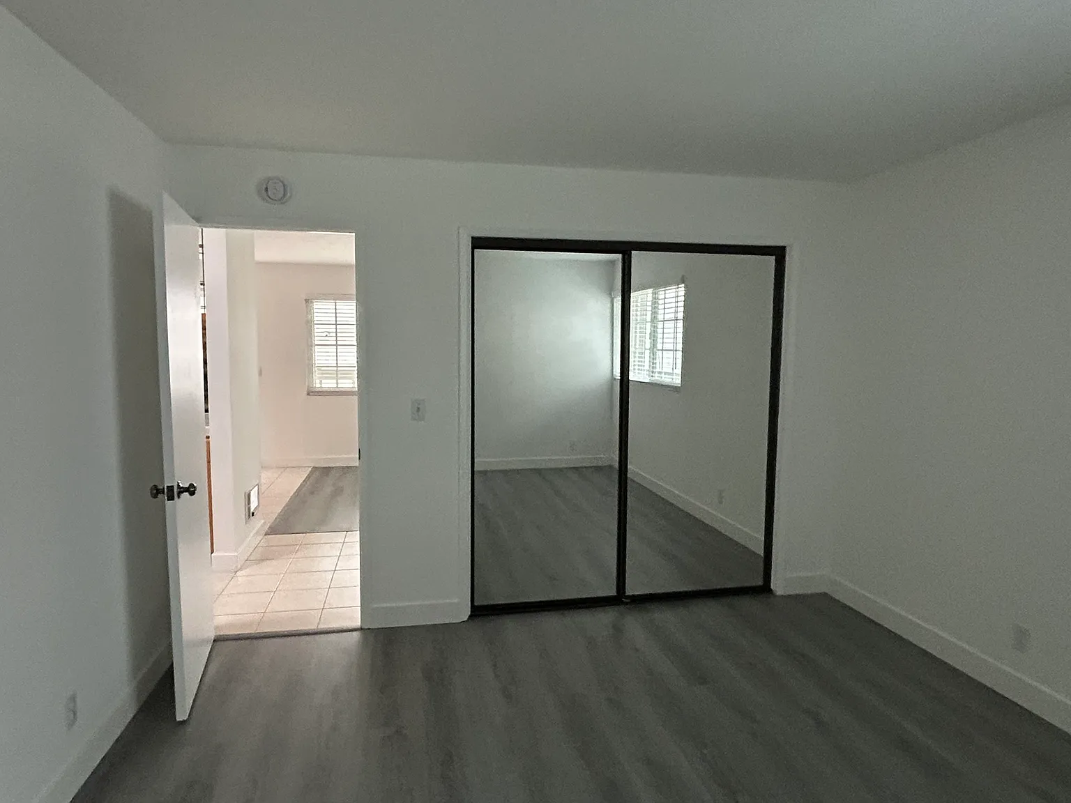 1 bed, 400 sqft, $2,250 — Photo 2