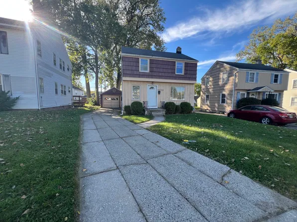 2029 Farnham Rd, Toledo, OH 43607