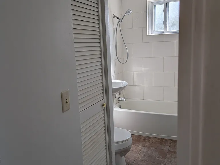 Full bath