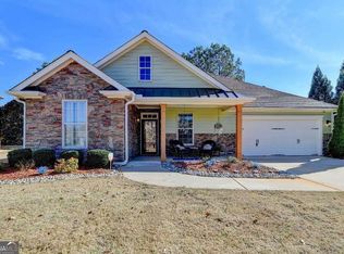 4975 Roosevelt Cir, Cumming, GA 30040