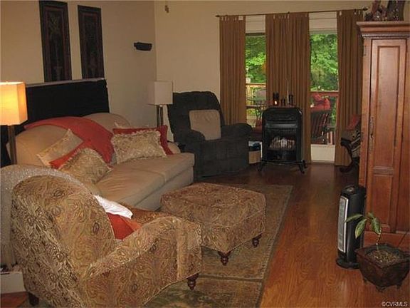 2nd image of 3800 W Autumn Dr