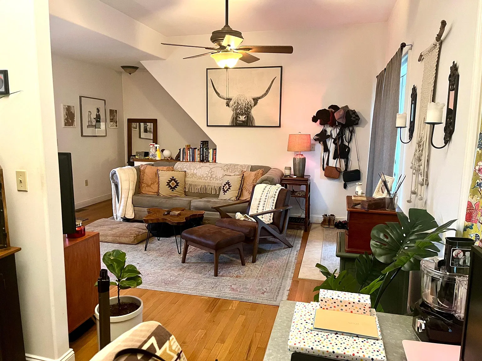 24 Gay St — Photo 1