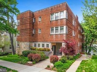 3925 Davis Pl NW APT 301, Washington, DC 20007
