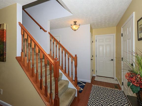 3rd image of 2836 Sycamore Creek Dr