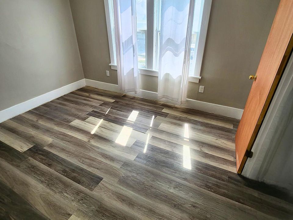 2nd image of 1722 Brame Pl